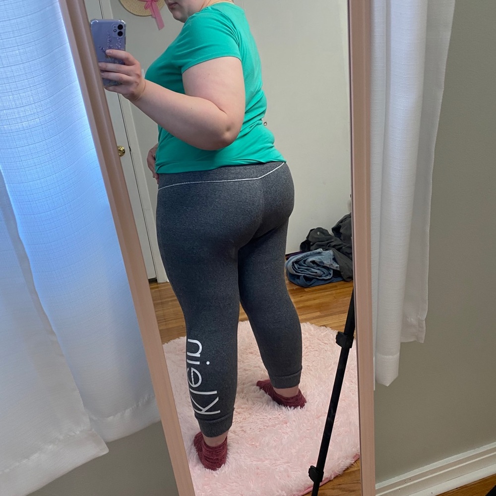 Calvin Klein Sweatpants! - Picture 6 of 7
